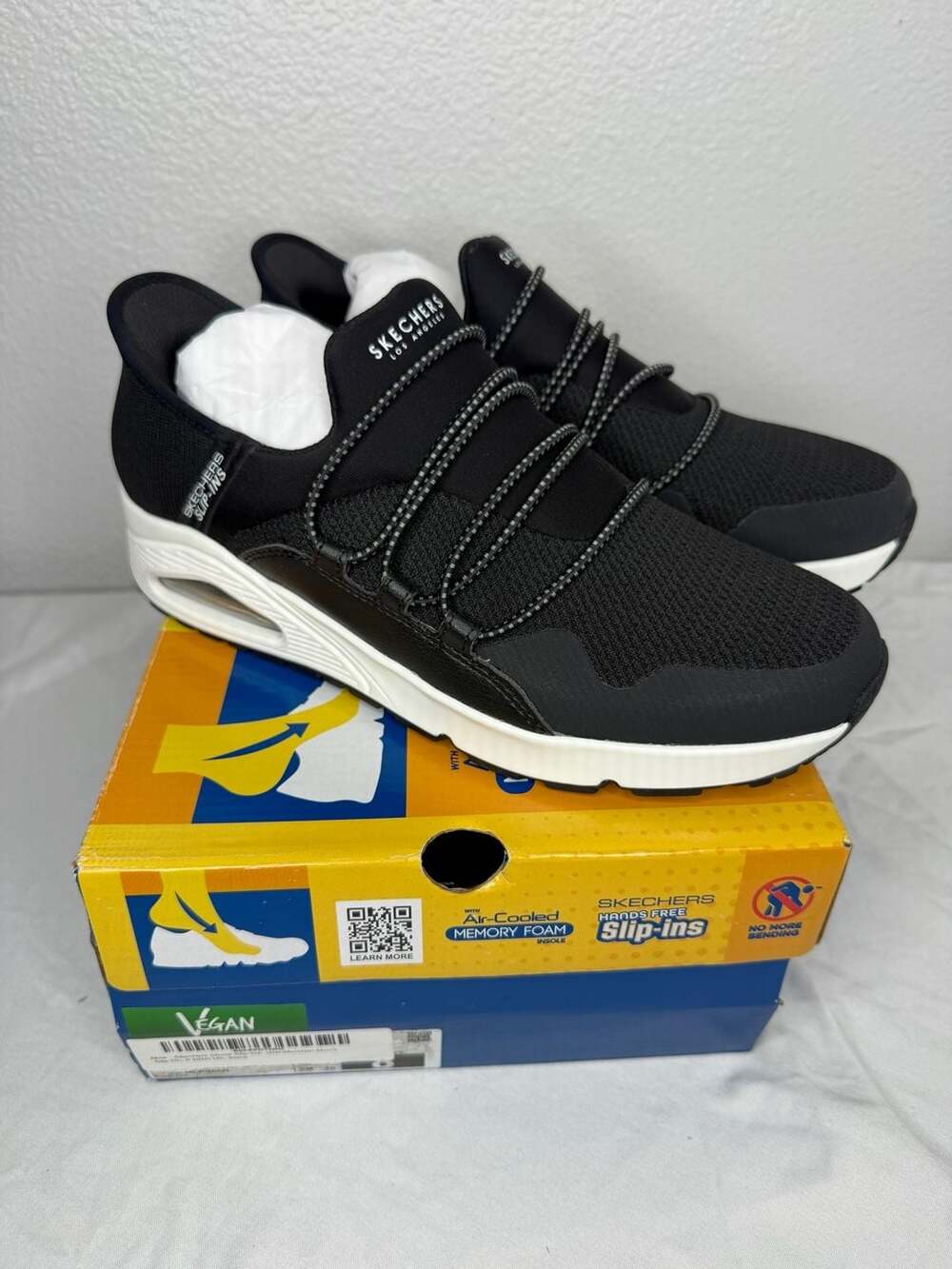 Men’s Skechers Slip-Ins Street Uno Size 8 Black Sneakers